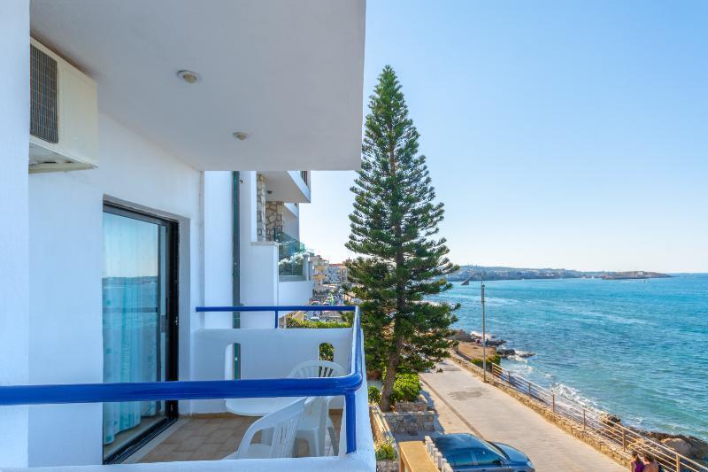 Athina Inn Chersonissos Buitenkant foto