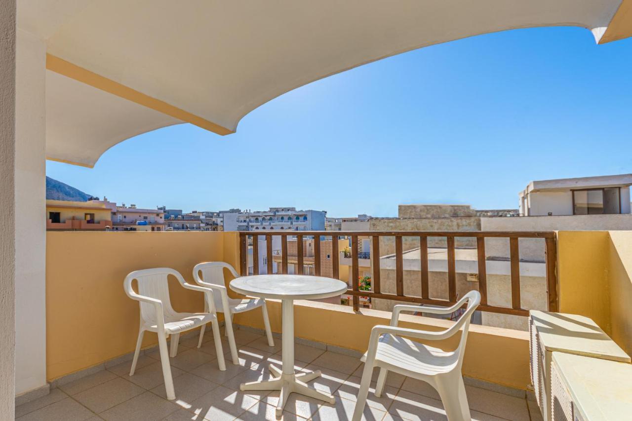 Athina Inn Chersonissos Buitenkant foto