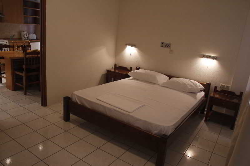 Athina Inn Chersonissos Buitenkant foto