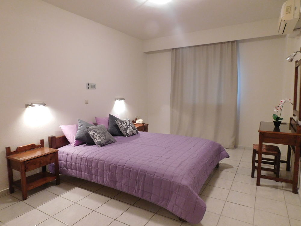 Athina Inn Chersonissos Buitenkant foto