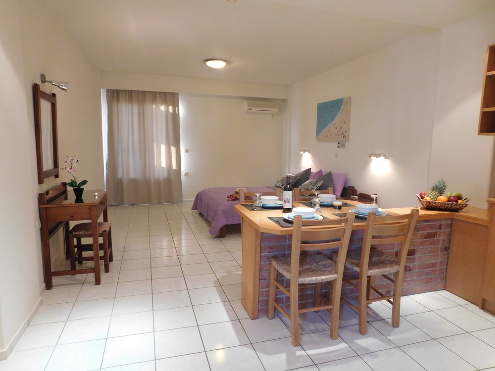 Athina Inn Chersonissos Buitenkant foto